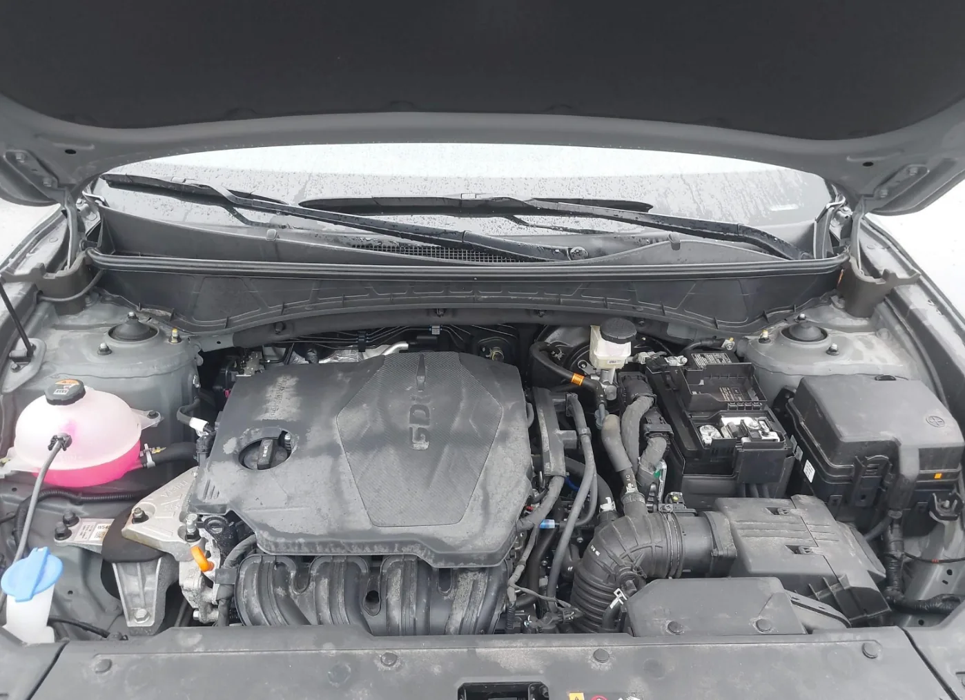 Hyundai Tucson 2025 compartiment moteur