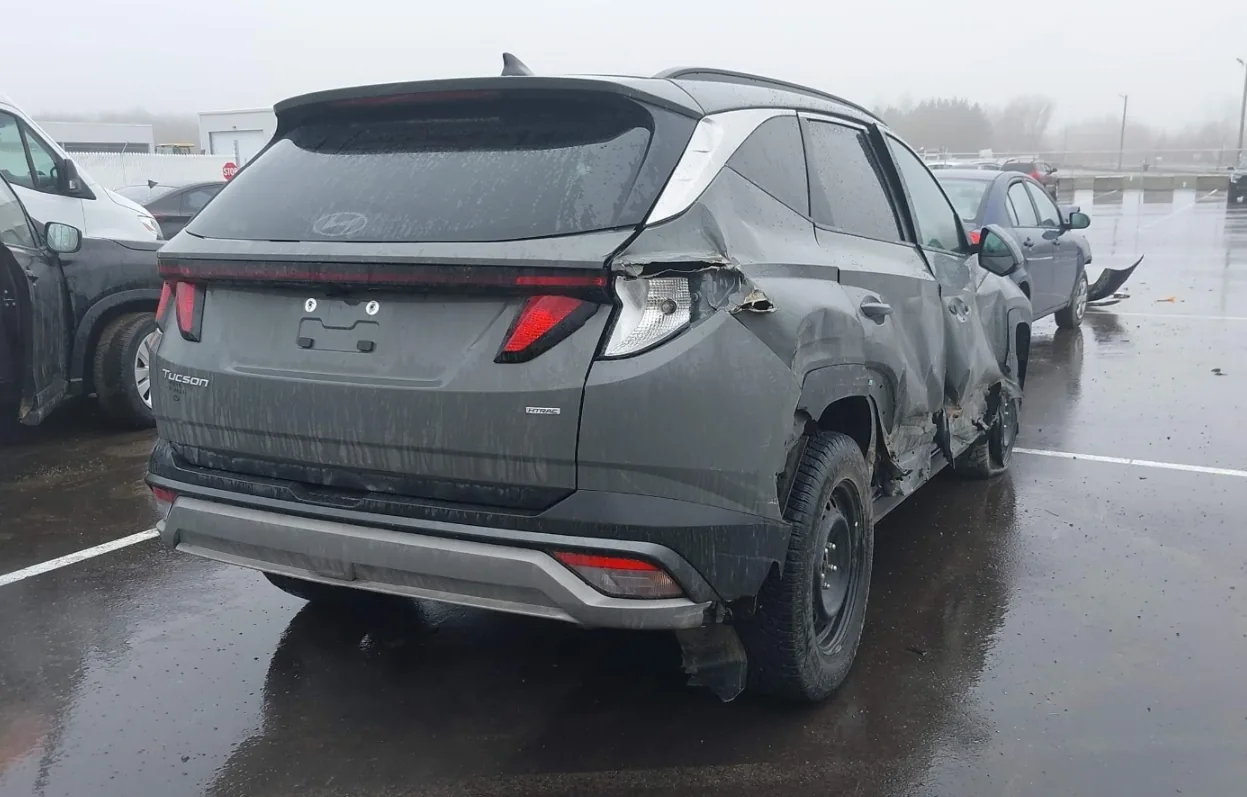 Hyundai Tucson 2025 dommage côté arrière