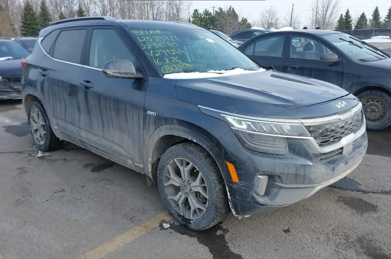 Kia Seltos 2022 accidenté vue avant