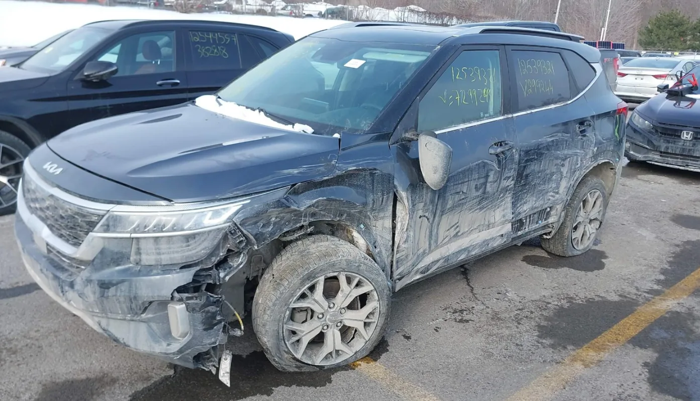 Kia Seltos 2022 dommage côté gauche