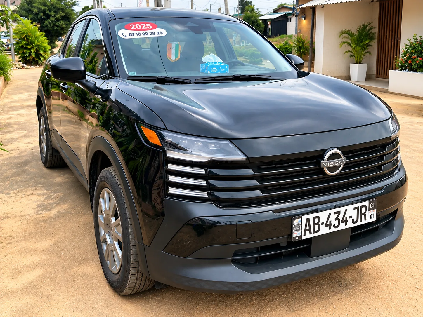 2025 Nissan Kicks S vue avant